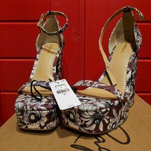 Express platform sandal